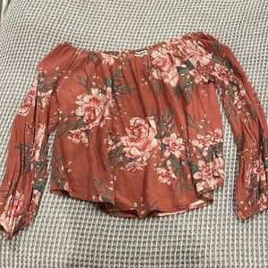 Billabong Off-the-shoulder M Top